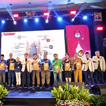 KPU Jatim menetapkan 120 anggota DPRD Jatim terpiliha hasil Pemilu 2024. (Foto: KPU Jatim)