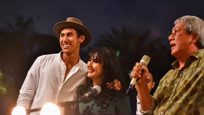 Rini S Bono dan putranya, Sean Gelael. (Instagram @gelaelized)