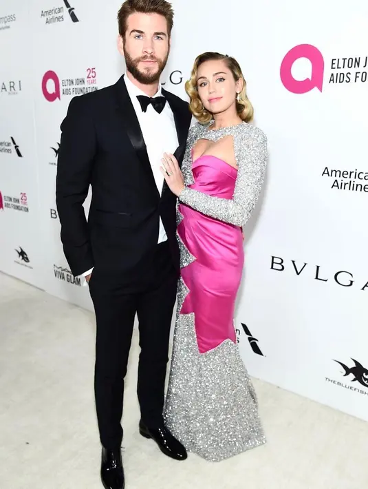 "Para tetangga tak ada yang mengetahui pernikahan ini. Anak-anak berlarian ke sana-kemari. Pernikahannya benar-benar hippie-style," ujar sumber. (instagram/mileycyrus)