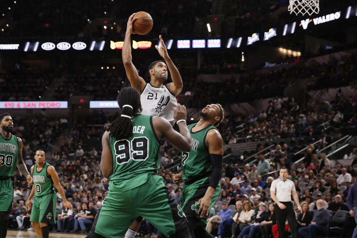 San Antonio Spurs versus Philadelphia 76ers 