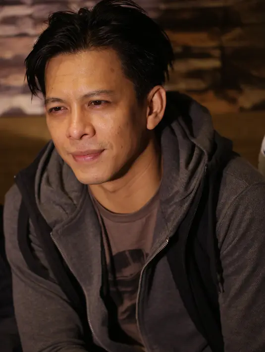 Pria tampan yang digandrungi para wanita ini mengatakan bahwa lagu-lagu yang akan dibawakan adalah lagu NOAH. Terdapat satu lagu yang akan dikolaborasikan dengan Erwin Gutawa, yaitu lagu berjudul ‘Hero’. (Fathan Rangkuti/Bintang.com)