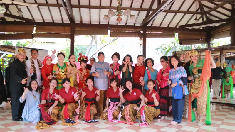 Semangat Gotong Royong, KSBN Bawa Seni Budaya ke Mancanegara