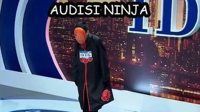 6 Potret Orang Pakai Outfit Akatsuki Ini Perhatian, Unik Banget