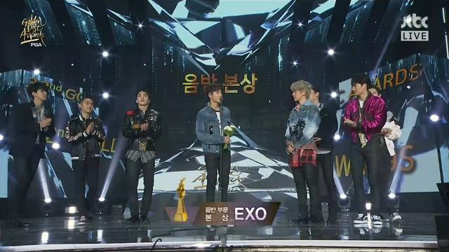 EXO di Golden Disc Awards 2018