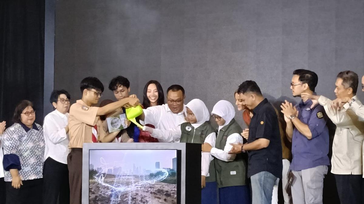 Menteri LH Sebut Generasi Tua Picu Eco-anxiety Anak Muda, Minta Publik Ubah Pola Pikir