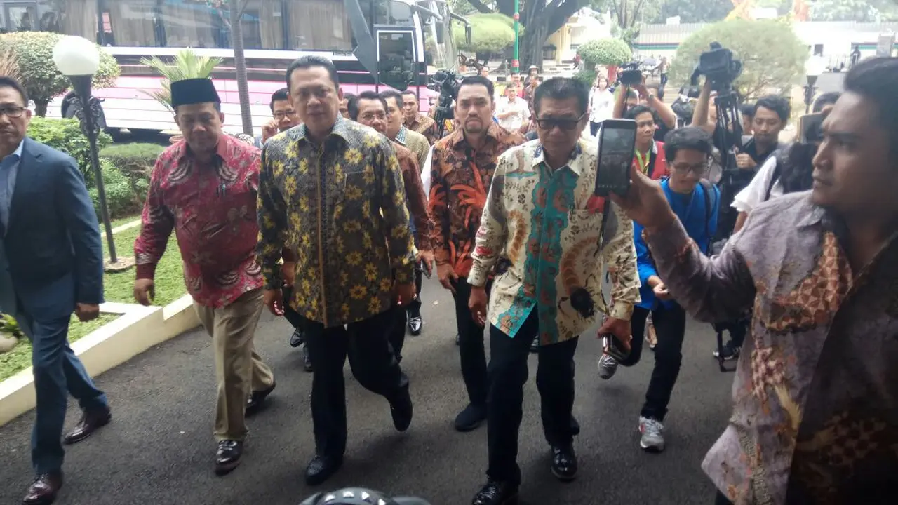 Pansus Hak Angket KPK menyambangi Polri