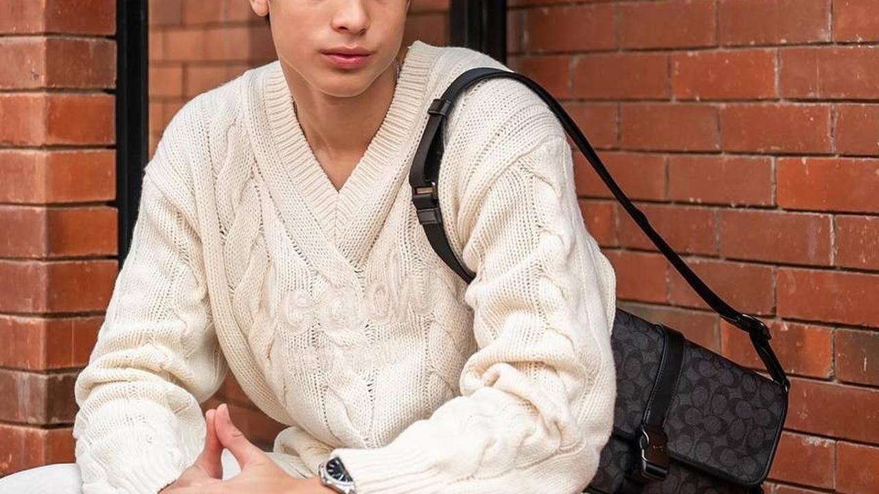 Karier Eddy di dunia modeling belakangan ini semakin menanjak pesat. Salah satu buktinya, ia telah menjadi model untuk beberapa brand ternama.<br>