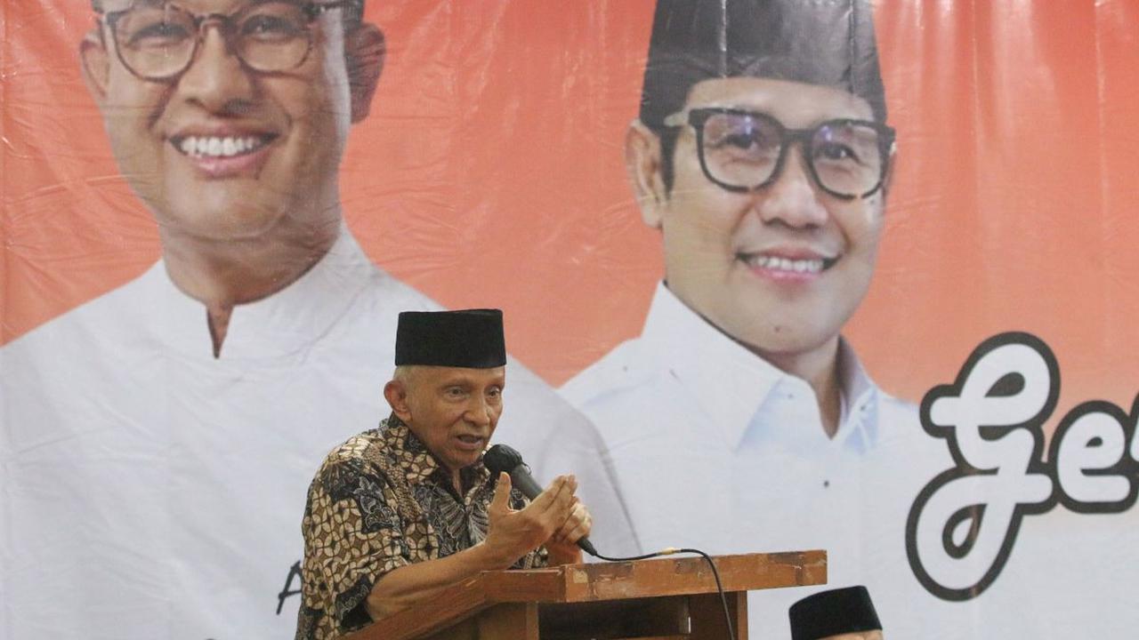 Ketua Majelis Syuro Partai Ummat, Amien Rais menghadiri Kampanye Gerakan Perubahan Anis Muhaimin (AMIN) di Gedung Joeang 45, Jakarta Pusat, Jumat (27/10/2023).