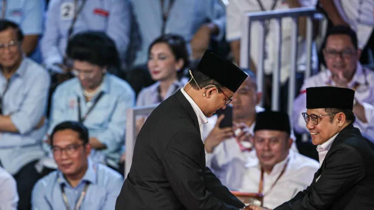 Debat Capres 2024 tak hanya tentang adu gagasan dan visi misi yang dibawakan oleh tiga orang Capres yaitu Anies Baswedan, Prabowo Subianto, dan Ganjar Pranowo.