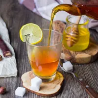 ilustrasi lemon madu kurma/Maslova Valentina/Shutterstock