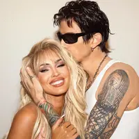 Megan Fox dan Machine Gun Kelly (Foto: Instagram @meganfox)