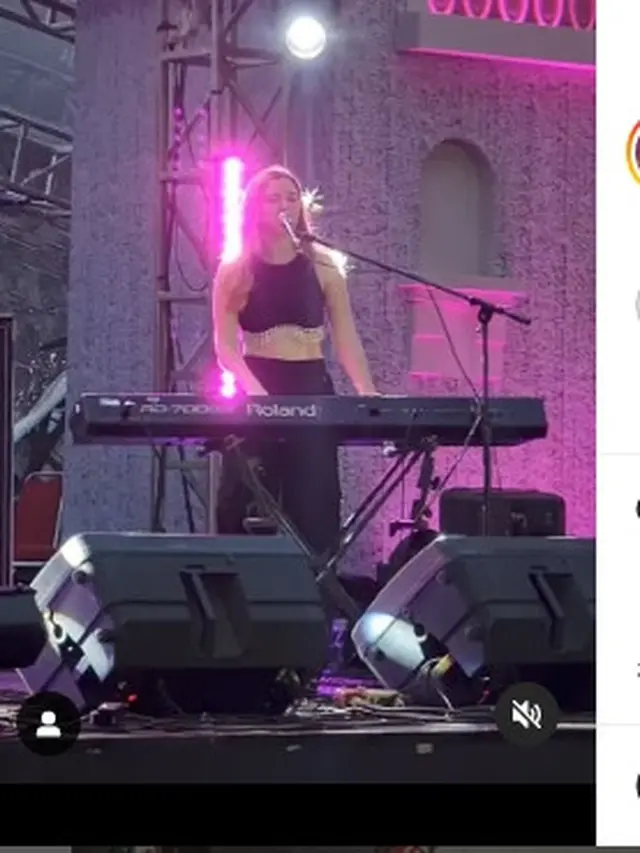 Stacey Ryan kunjungi Indonesia (Sumber foto: Instagram @universalmusicindonesia)