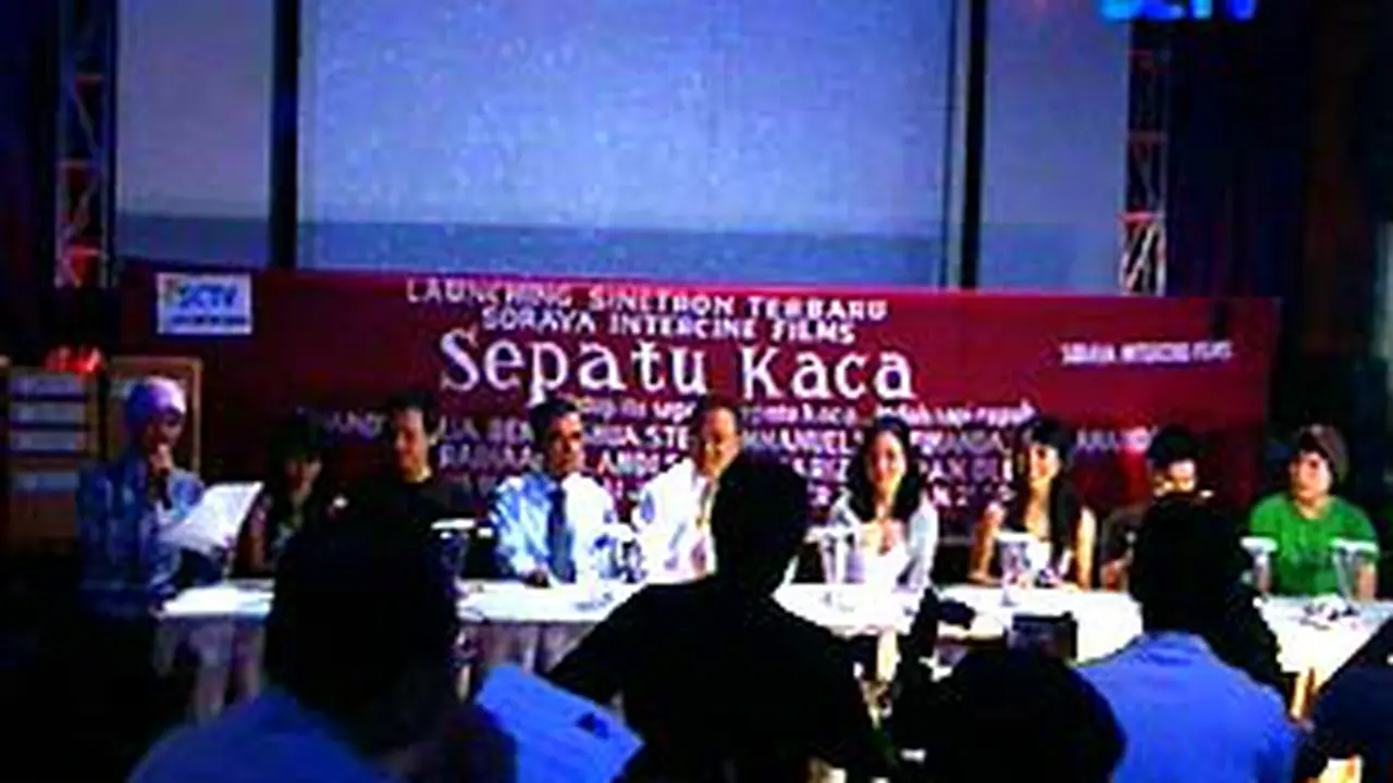 sepatukaca.jpg