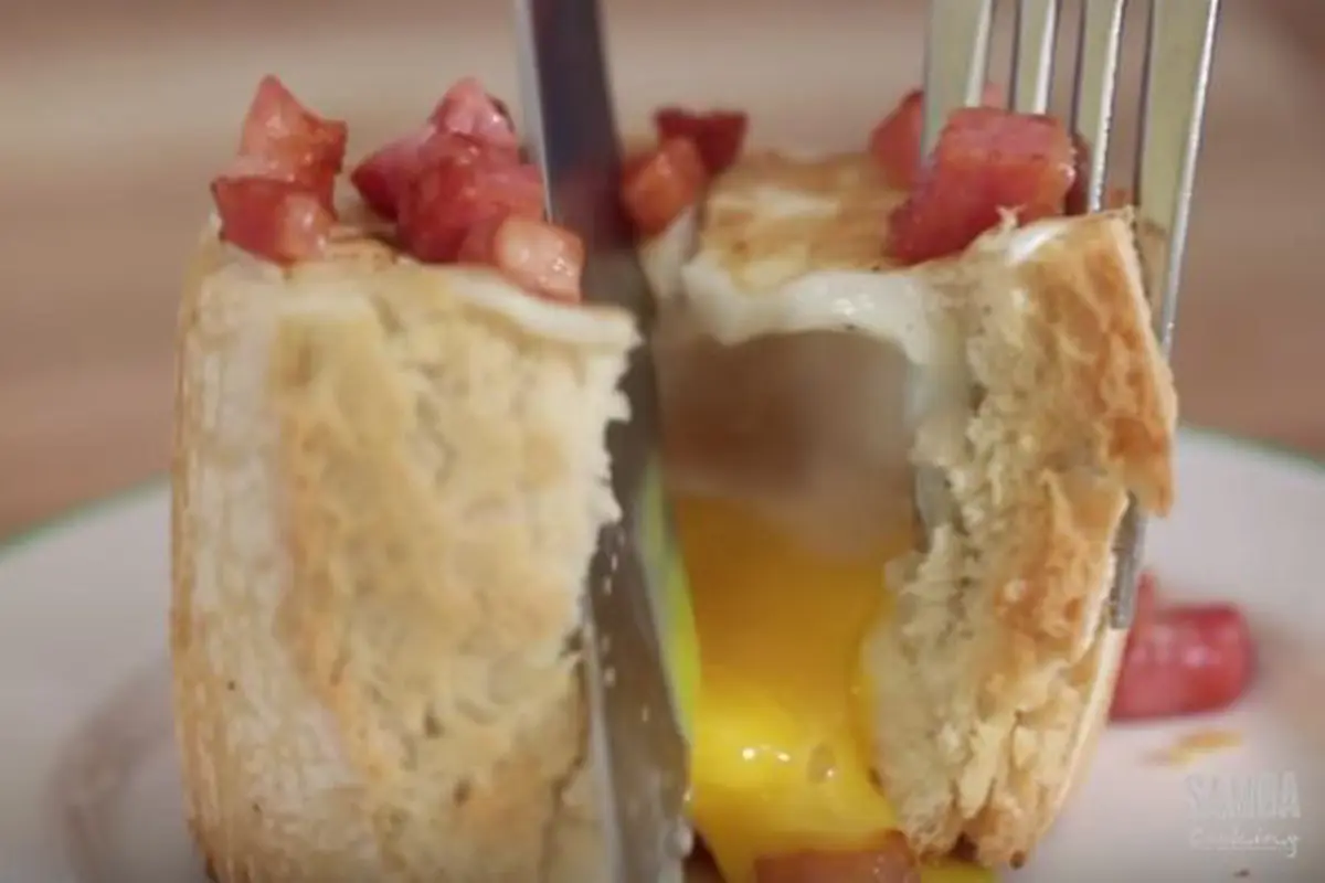 Roti Baguette Isi Telur dan Daging, Camilan Oke di Malam Kece