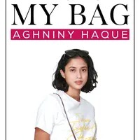 Aghniny Haque menunjukkan barang-barang yang ia bawa di dalam slim bag merahnya ketika pergi buru-buru dan sebentar. Penasaran apa saja isinya? Yuk tonton video ini!