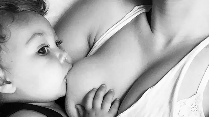 Tips Menjalankan Puasa bagi Ibu yang Sedang Menyusui