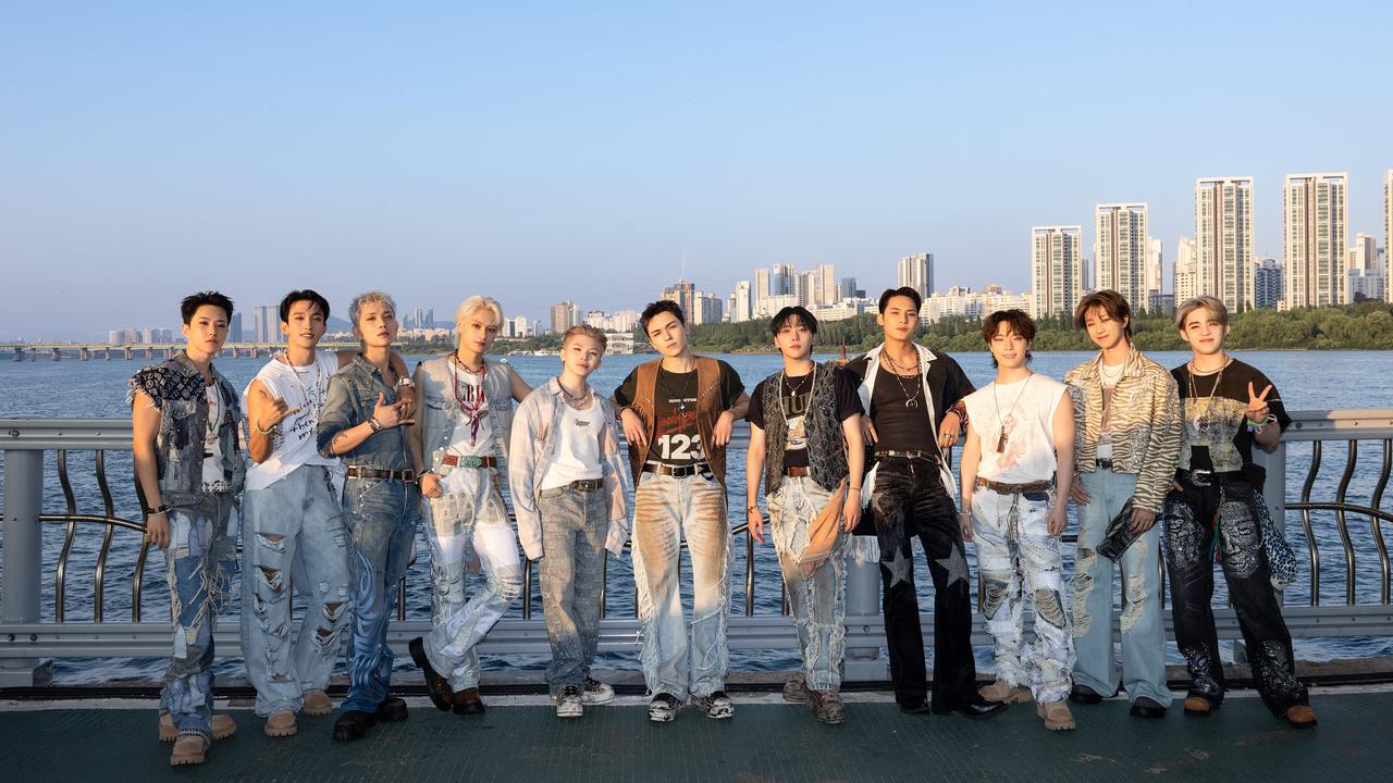 Seventeen 10th Anniversary