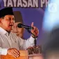 Kehadiran Prabowo untuk menghadiri acara 'Silaturahmi dan Tausiyah Kebangsaan' dan pemberian bingkisan kepada fakir miskin. (Liputan6.com/Angga Yuniar)
