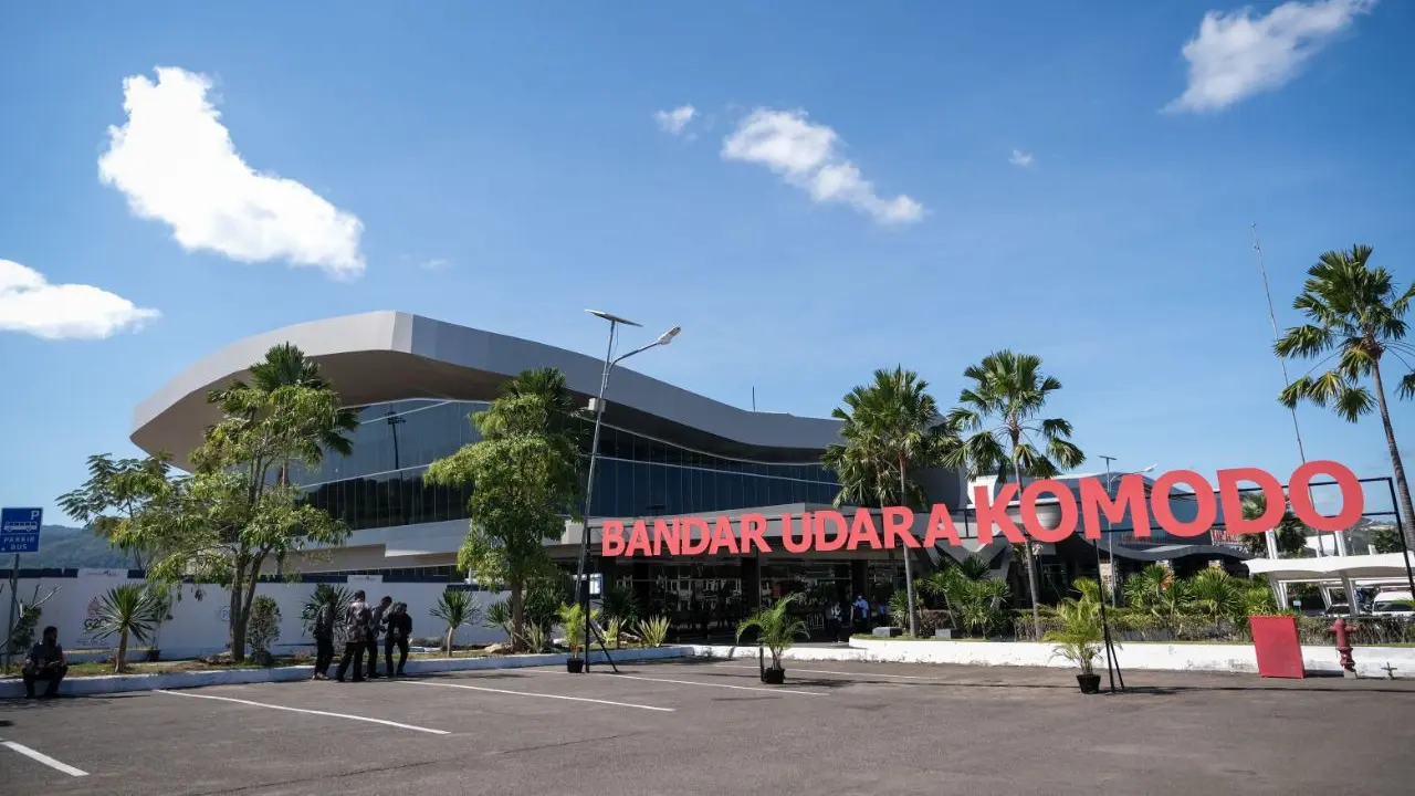 602 Wisatawan Tertahan di Labuan Bajo Imbas Erupsi Gunung Lewotobi Laki-Laki, Sejumlah Hotel Beri Diskon Kamar 50 Persen