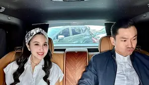 Tak hanya Roll Royce, diketahui mobil Mini Cooper milik Harvey Moeis juga ikut diringkus Kejagung atas korupsi timah suami Sandra Dewi ini. (Liputan6.com/IG/@sandradewi88)