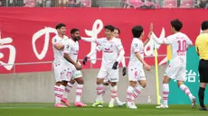 Hingga pekan kelima Meiji Yasuda J1 League musim ini, tiga tim jadi penguasa klasemen sementara. Ketiganya adalah Machida Zelvia, Cerezo Osaka, dan Vissel Kobe. Ketiganya punya catatan impresif hingga pekan kelima. Berikut catatan impresif ketiganya. (J.LEAGUE)