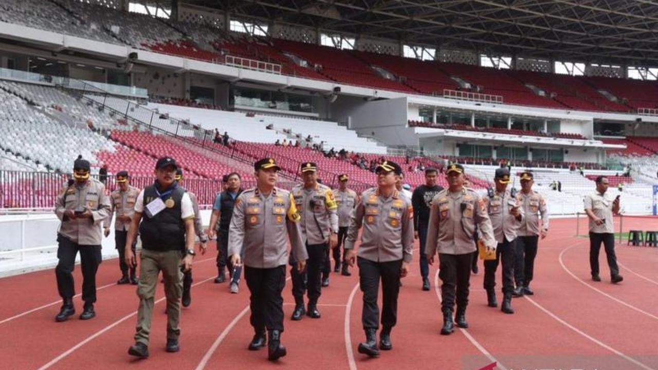 1.876 Personel Gabungan Amankan Laga Persija vs Persijap di SUGBK