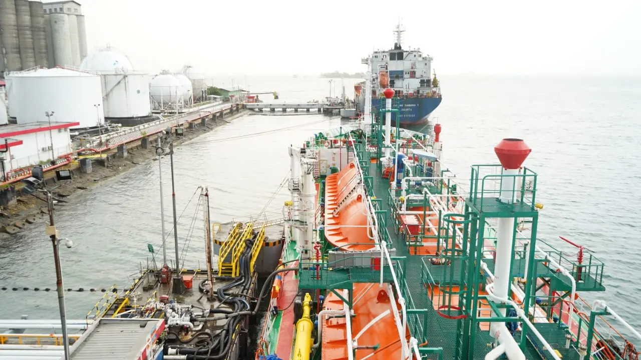 PT Pertamina International Shipping (PIS) yang merupakan Sub Holding Integrated Marine Logistics (SH IML) PT Pertamina (Persero).