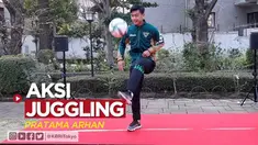Berita video aksi juggling dari Pratama Arhan dalam acara perkenalan oleh Tokyo Verdy di KBRI Tokyo, Jepang, Jumat (25/3/2022).