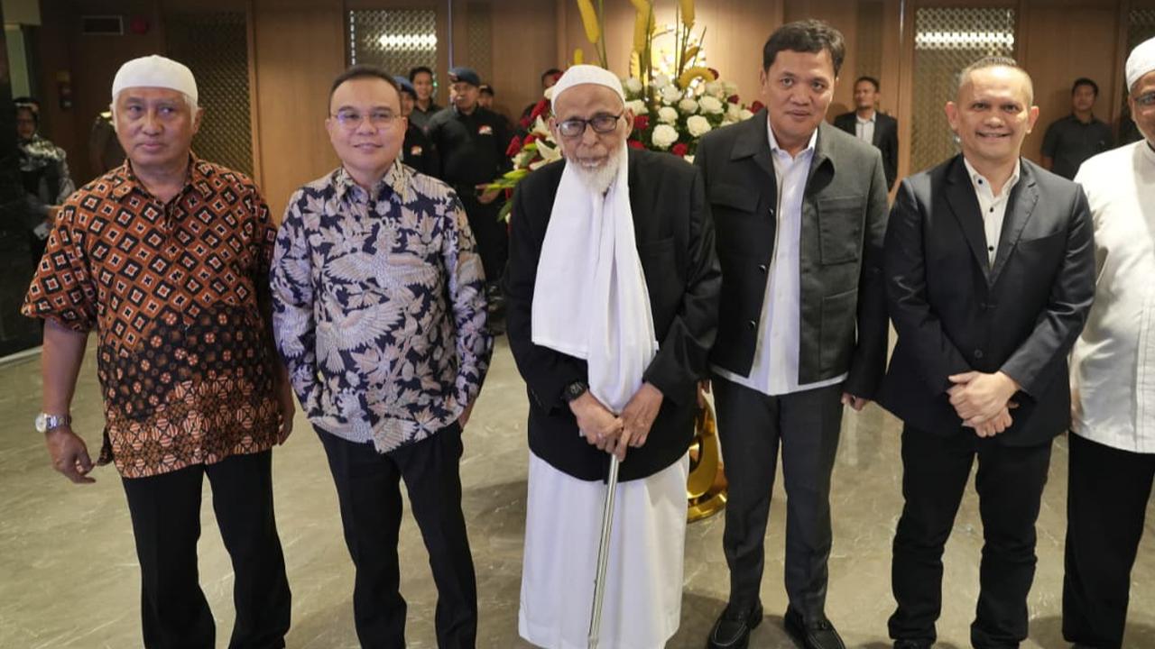Pimpinan DPR Sufmi Dasco Ahmad Terima Kunjungan Abu Bakar Ba'asyir, Bahas Kemaslahatan Umat