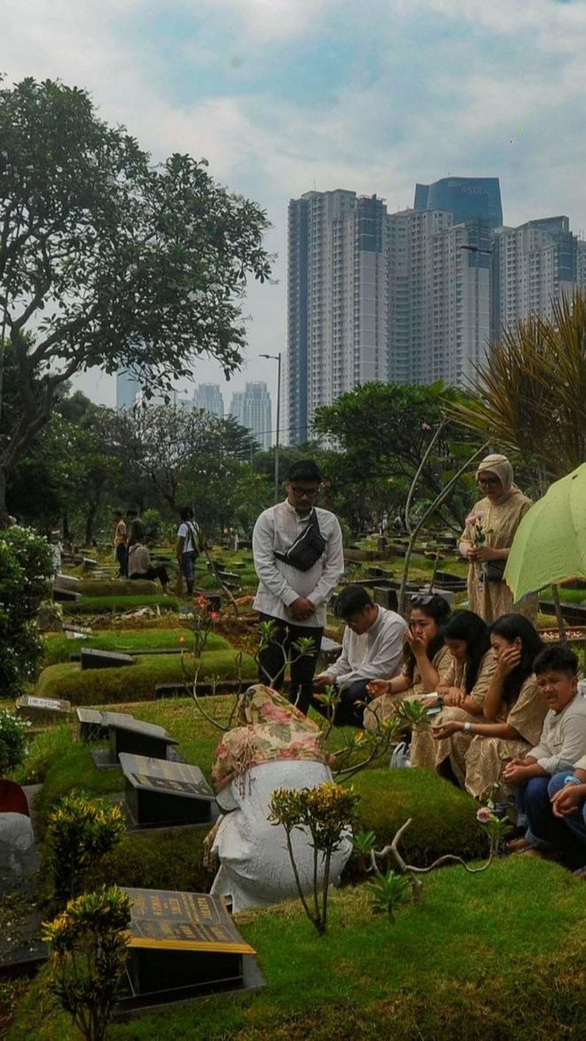Hadits Berziarah Kubur