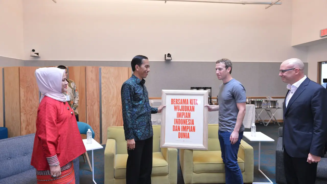 Presiden Jokowi di Kantor Pusat Facebook