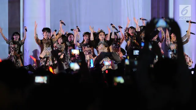 FOTO: Penampilan JKT48 Meriahkan Pembukaan Perayaan 60 Tahun Hubungan Indonesia-Jepang