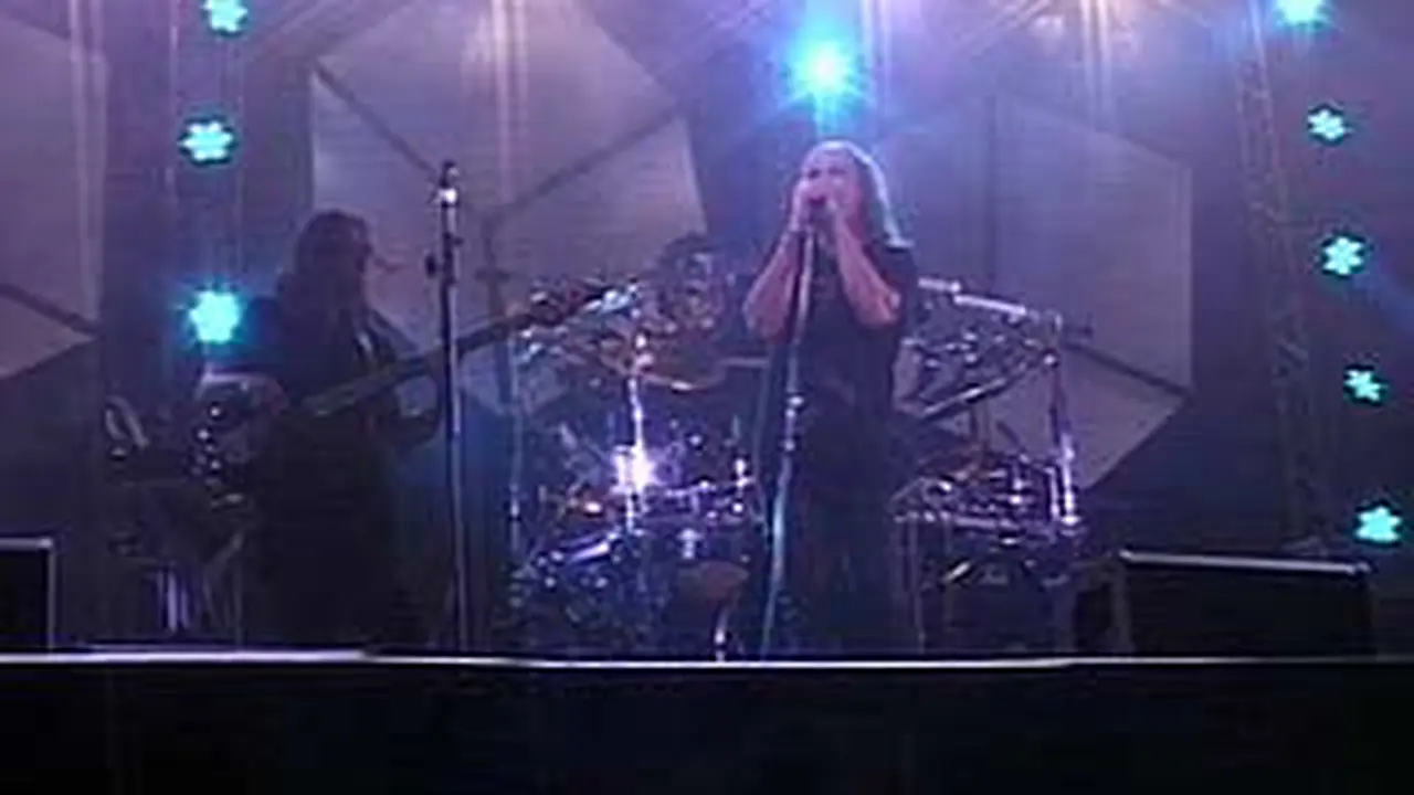 120422adream-theater.jpg