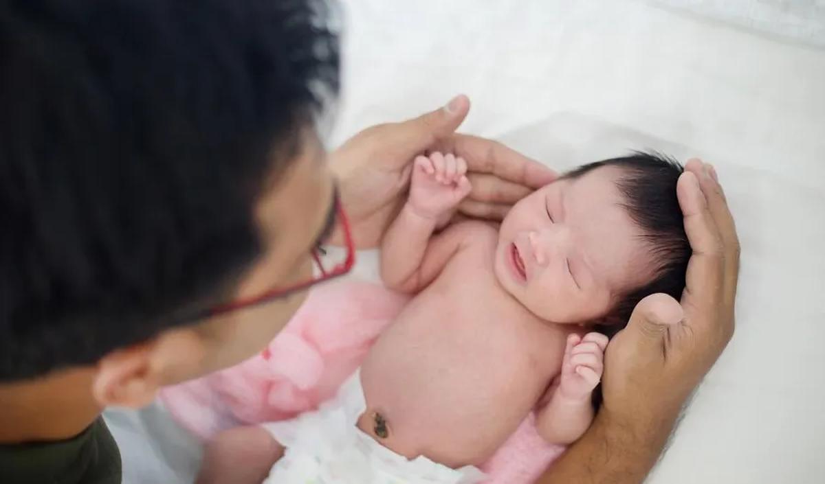 Perubahan Ketebalan Rambut Bayi dan Cara Merawatnya