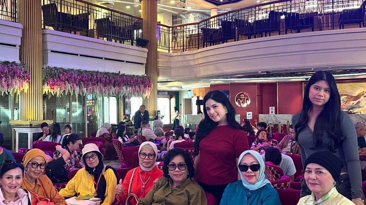 Annisa dan Aira bergabung dengan geng baby boomers.