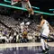 Aaron Gordon melakukan dunk saat Nuggets dijamu Timberwolves di play-off NBA (AFP)