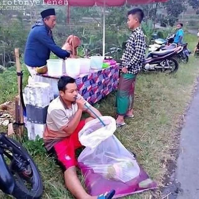 6 Cara Penyajian Es Buah Nyeleneh Untuk Buka Puasa Ini Bikin Hilang Selera
