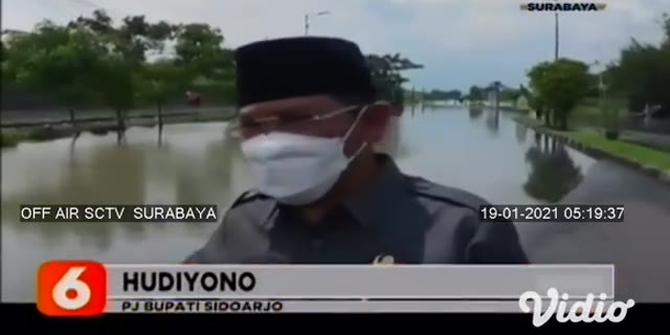 VIDEO: Banjir Genangi Jalan Raya Porong, PPLS Operasikan 7 Pompa Penyedot
