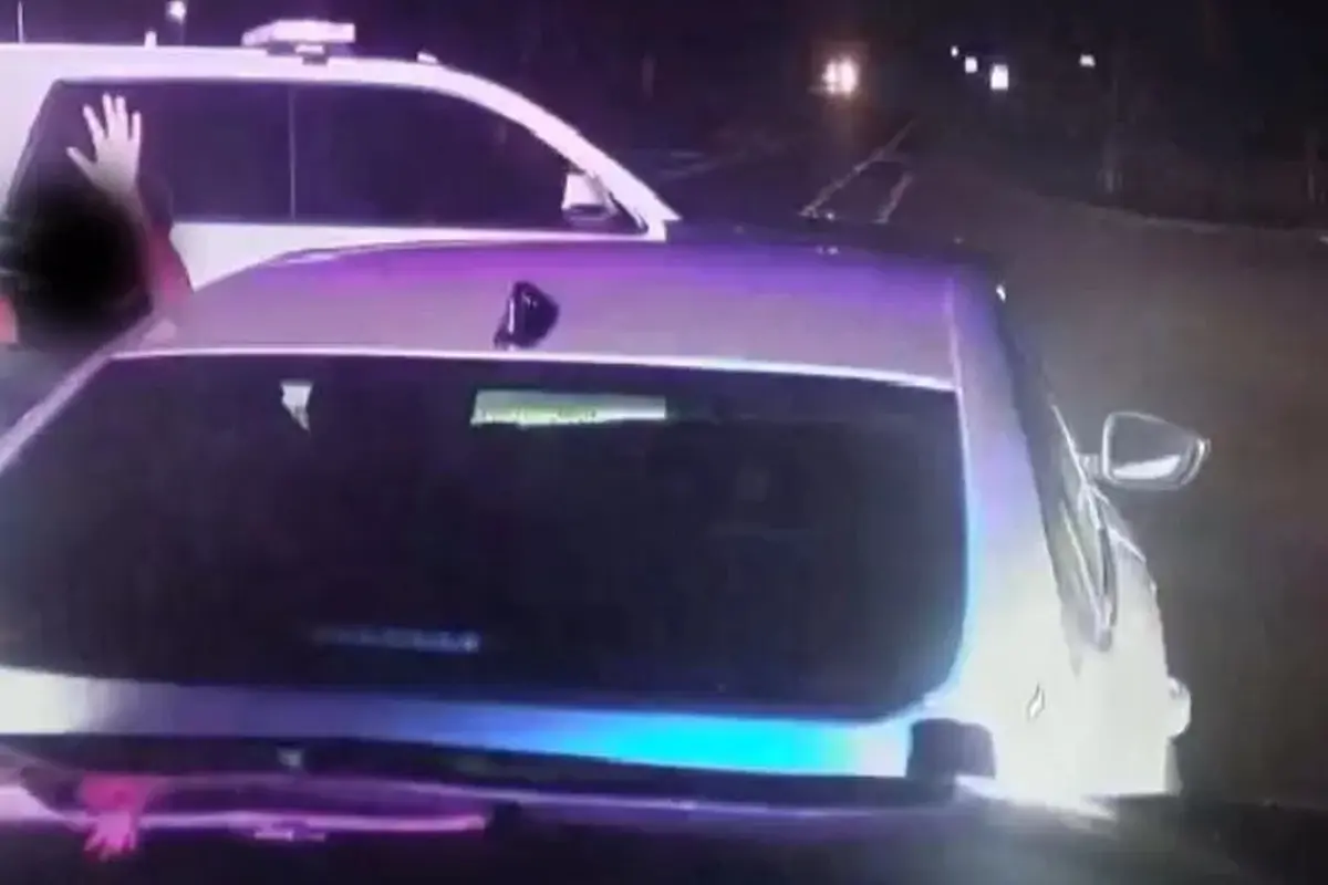 Polisi Florida memberhentikan bocah 10 tahun menyetir mobil di jalan raya. (Alachua County Sheriff/Facebook)