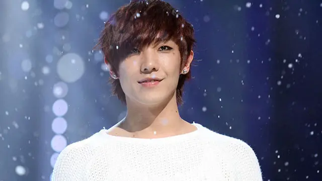 lee-joon-131008c.jpg