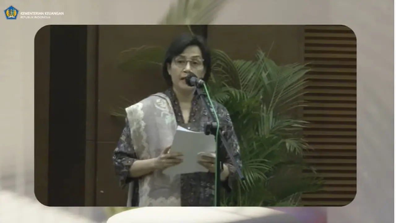 Menteri Keuangan (Menkeu) Sri Mulyani Indrawati melantik 3 pejabat baru pada Senin, 4 Oktober 2021.