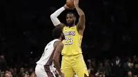 LeBron James membuat triple double saat Lakers mengalahkan Nets di lanjutan NBA (AP)