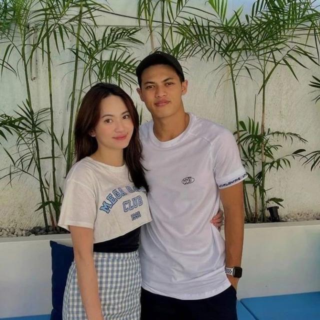 Alfeandra Dewangga dan Vivi Novika