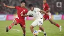 Skor imbang 1-1 bertahan hingga wasit meniup peluit panjang membuat laga berlanjut ke adu penalti. (Liputan6.com/Helmi Fithriansyah)