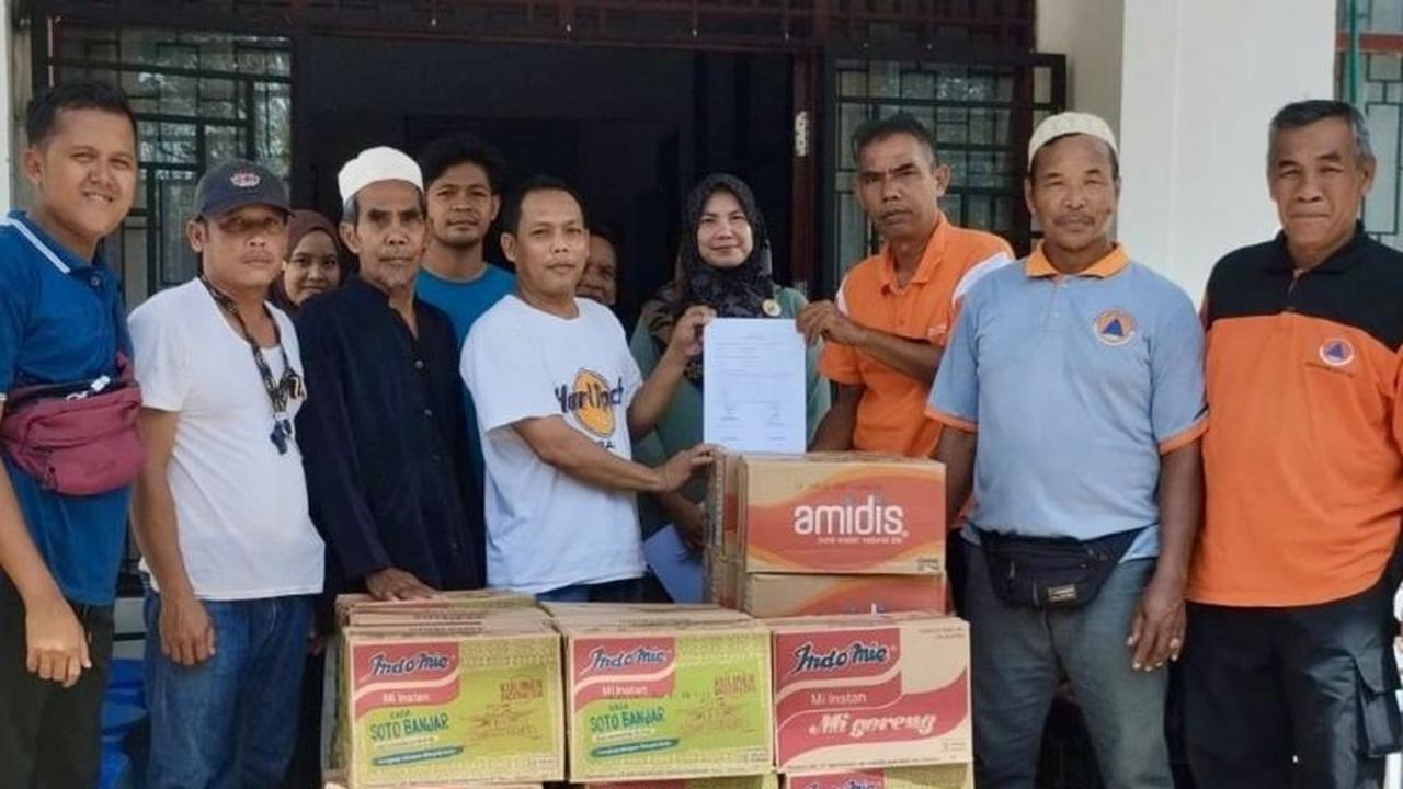 BPBD Banjar Salurkan Bantuan Logistik untuk Ratusan Pengungsi Banjir Banjar