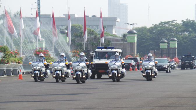 Gagahnya Rangkaian Kendaraan Pengawal Presiden Jokowi 