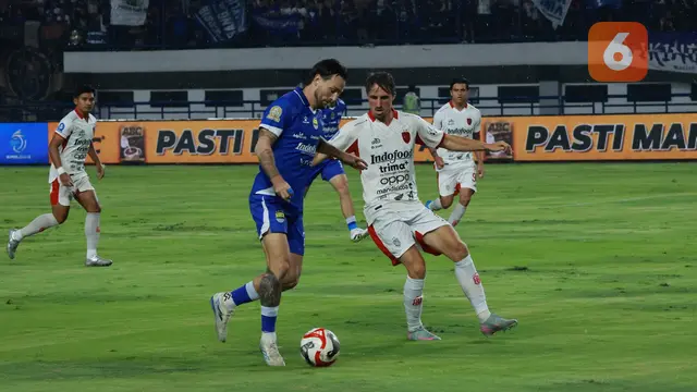Persib Bandung vs Bali United