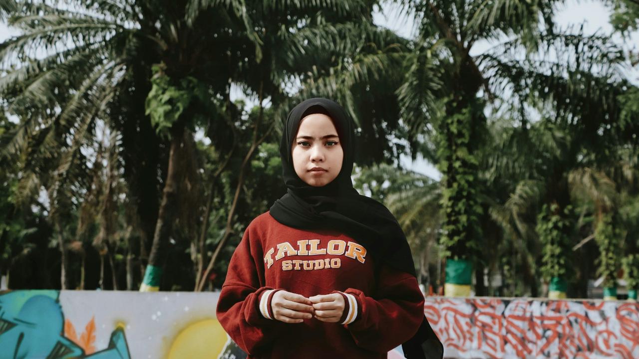 6 Inspirasi Ide OOTD Hijab Simple untuk ke Kampus, Bisa Pilih Gaya yang Sesuai Kepribadian