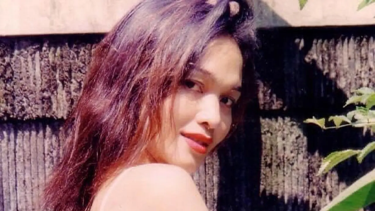Bunda Corla Saat Masih Muda