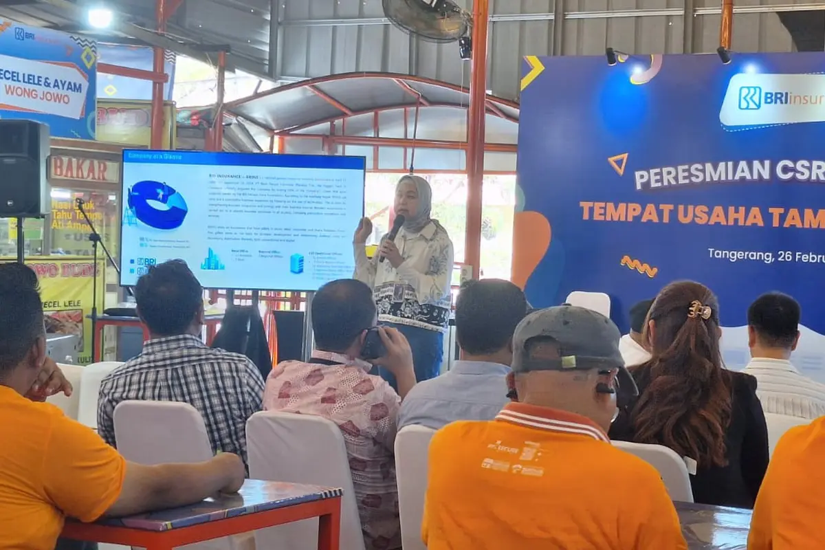 BRI Insurance merenovasi tempat usaha Taman Jajan Gaul di BSD, Kecamatan Serpong, Kota Tangerang Selatan, Provinsi Banten. (Dok BRI Insurance)